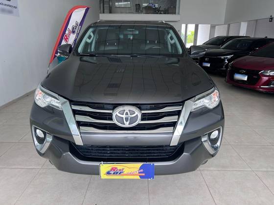TOYOTA HILUX SW4 2.7 SRV 7 LUGARES 4X2 16V FLEX 4P AUTOMÁTICO
